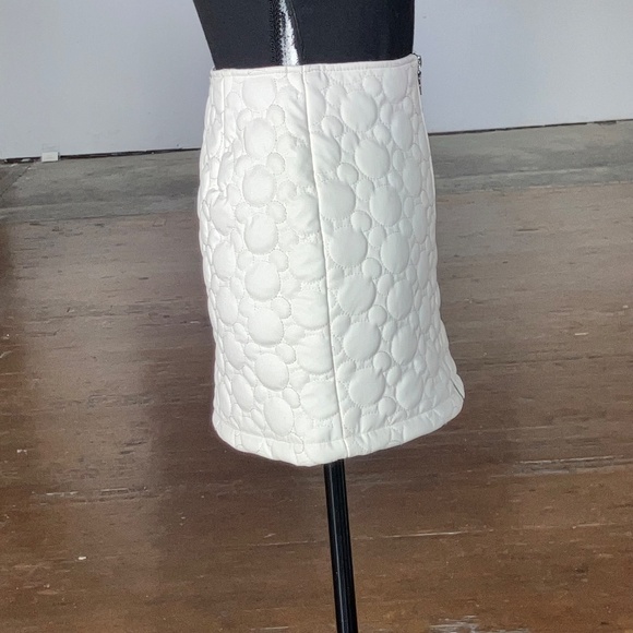 White vegan leather, Mickey Mouse quilted mini skirt - Picture 5 of 10